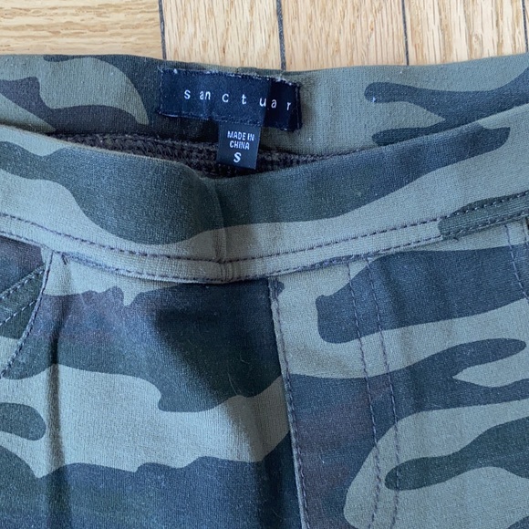 Sanctuary Camo-print Leggings - Picture 8 of 9